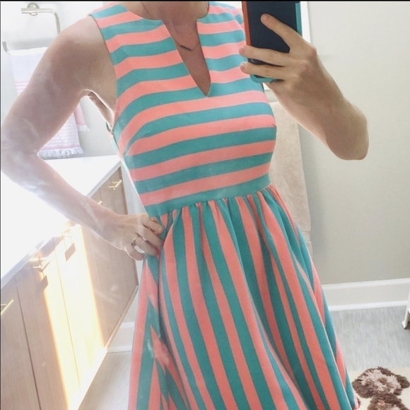 Everly striped summer dress - Picture 5 of 7